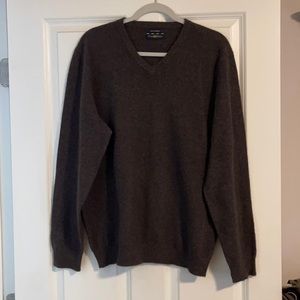 Club Room v-neck sweater
